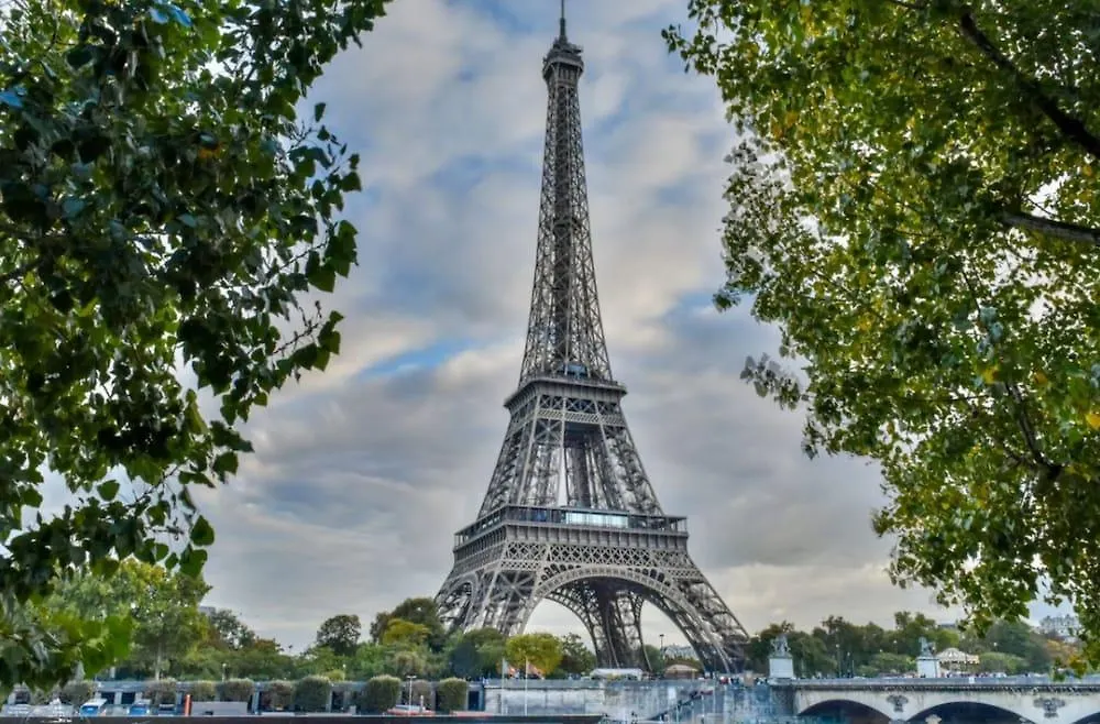 Hotel Gustave Paris
