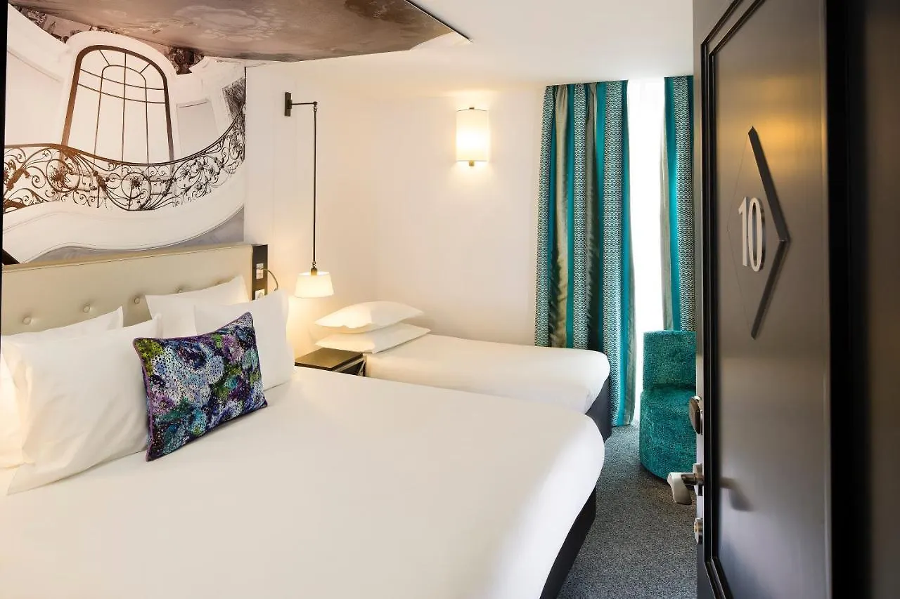 ****  Hotel Gustave Paris France